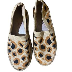 Deltan Hensley Leopard Print Flyknit Espadrille Flats size 7M